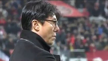 Golaço de Hulk dá a Villas-Boas vitória na estreia na Champions asiática