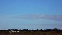 A impressionante imagem de uma águia a caçar um drone