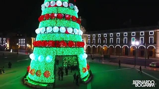 Drone mostra como o Natal ilumina Lisboa
