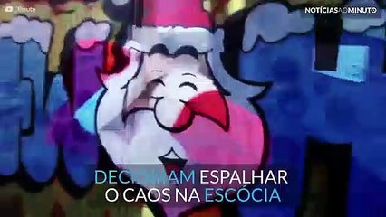 Pai Natal perseguido por polícia nas ruas de Edimburgo