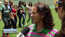 Mãe de guarda-redes do Chapecoense abraça jornalista