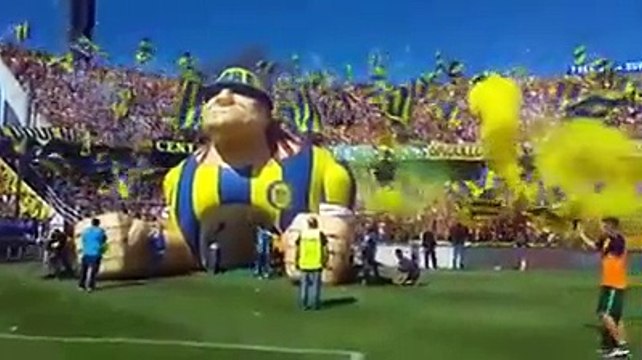Jogo entre Rosario Central e Newells