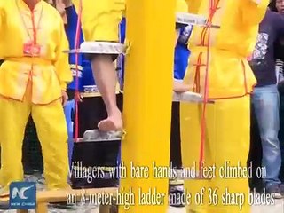 Uma tradição dolorosa: Subir 36 degraus de… facas