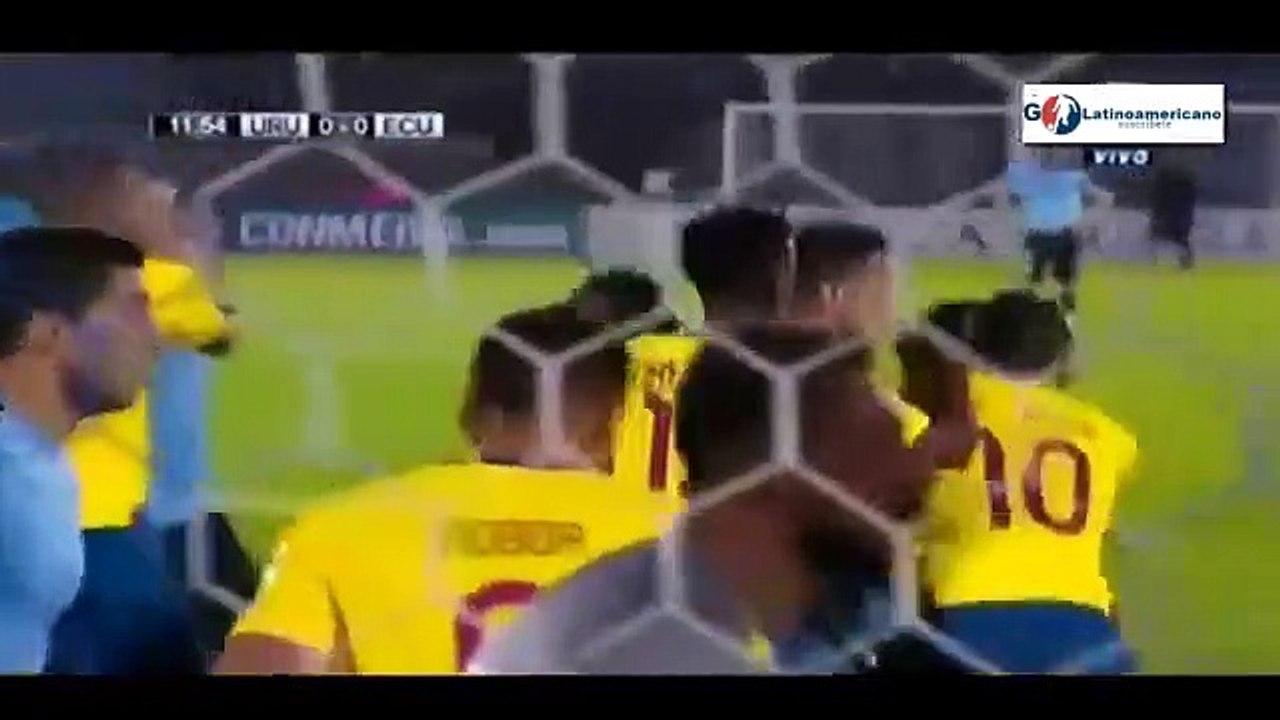 Coates marca pela seleção