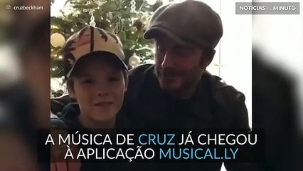 Cruz Beckham fica com vergonha do pai, David Beckham