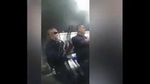 Carro de polícias incendiados em França
