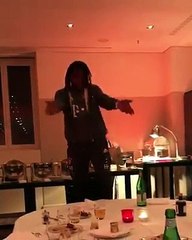 Renato Sanches a dançar