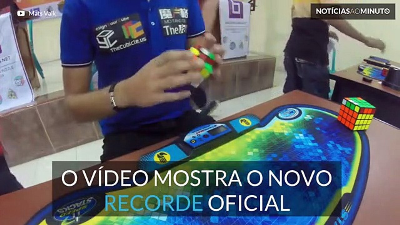 Novo recorde do cubo de Rubik em apenas 4.47 segundos