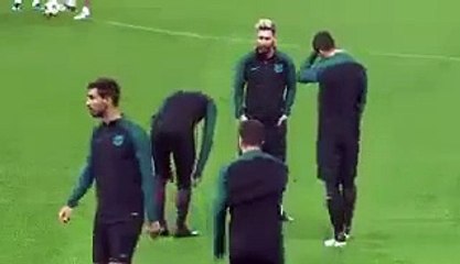 Neymar e Suárez no treino do Barcelona