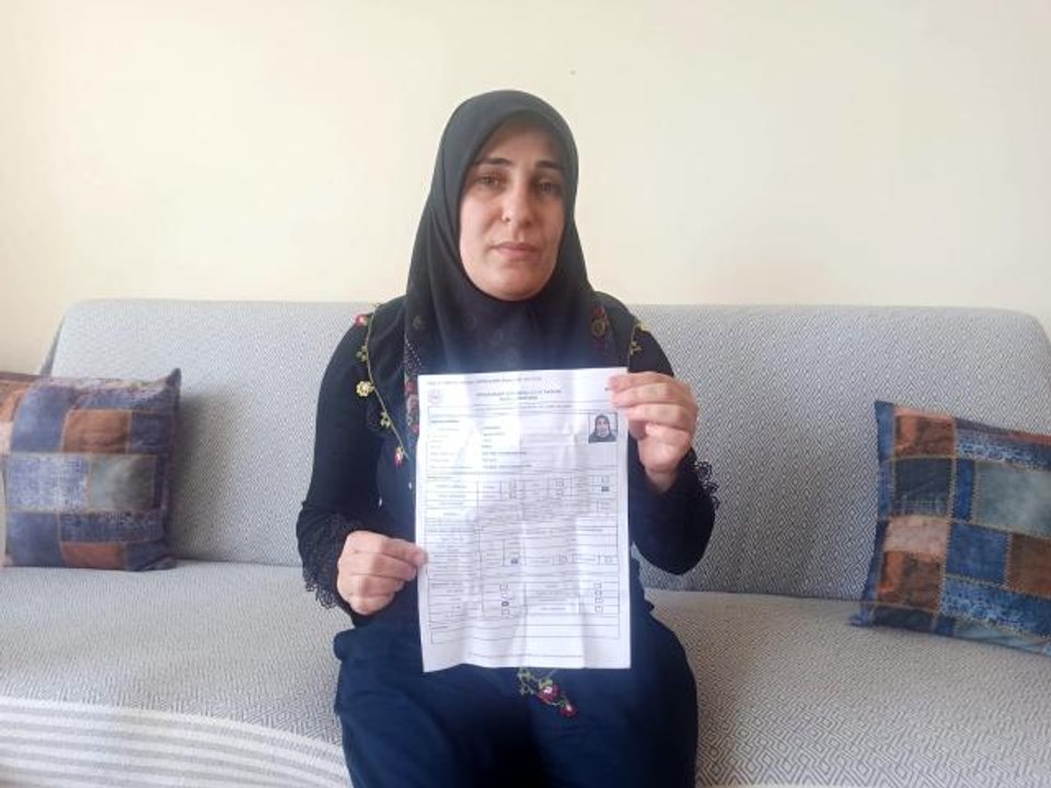 Son dakika haberi: 37 yaşındaki işitme engelli kadın: " Çocuklarımın sesini duymak istiyorum"