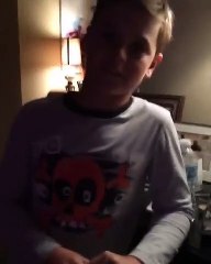 Oops, Britney Spears cai ao chão com o susto!