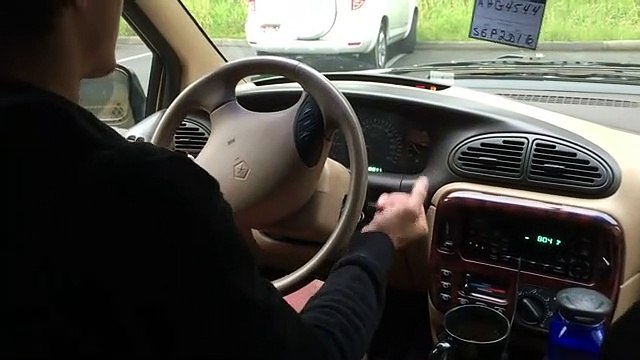 Um drone repleto de luzes led