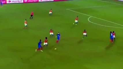 Pogba dá nas vistas com passe magistral