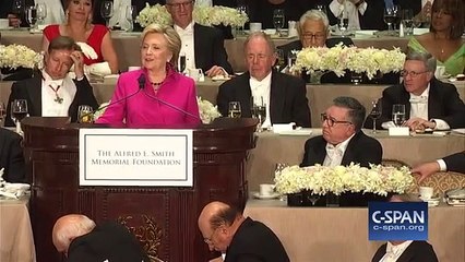 Trump e Hillary mostram sentido de humor em evento solidário