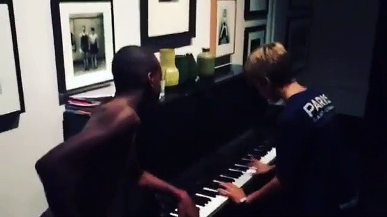 Madonna mostra talento do filho