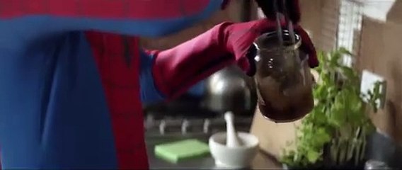 Philips e o Homem-Aranha arrancam sorrisos a crianças