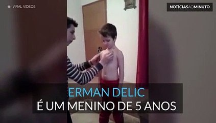 O verdadeiro Magneto vive na Bósnia-Herzegovina e tem cinco anos