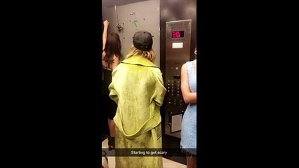 Bombeiros resgatam Kylie e Kendall do elevador