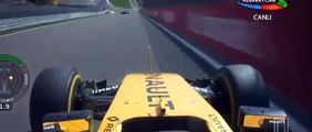 Magnussen destrói o carro no GP da Bélgica e deixa prova interrompida