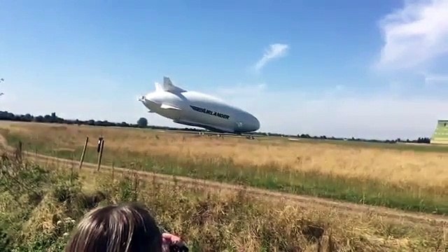 Maior aeronave do mundo protagoniza 'despiste' mais lento da história