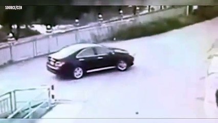 Confunde acelerador com travão e carro cai ao rio, fazendo três mortos