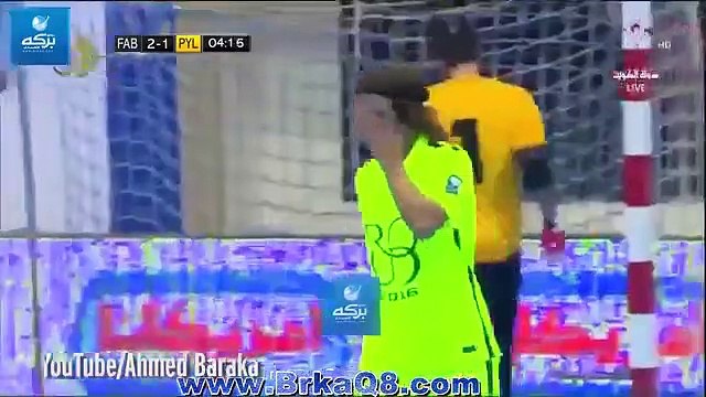 Carles Puyol marcou golo no futsal