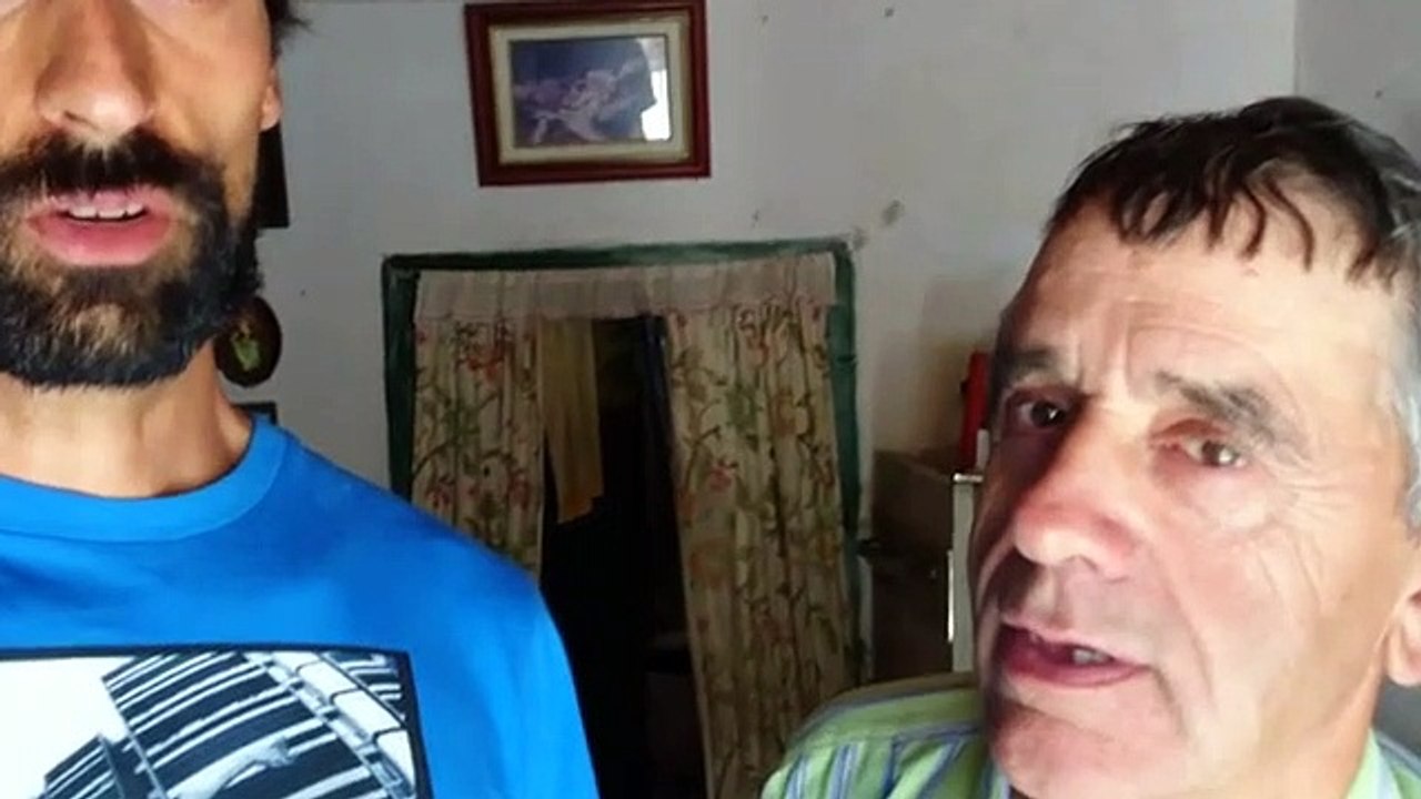 Aprenda a conquistar uma mulher com o vizinho do Raminhos