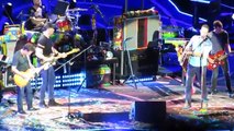 Coldplay juntam-se a Michael J. Fox para um ‘Regresso ao Futuro’