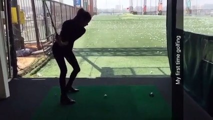 Sara Sampaio partilha vídeo da primeira vez a jogar golfe