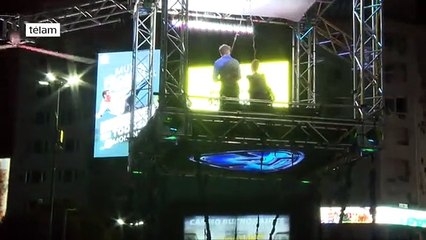 Bailarina dança a 60 metros de altura - confirmação