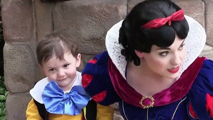 O momento em que um menino autista se apaixona pela Branca de Neve