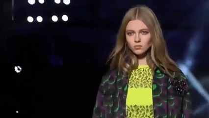 Violet, a nova musa de Donatella Versace é portuguesa