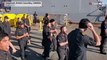 شاهد: استقبال أفراد البحرية النيوزيلندية على متن سفينة برقصة الهاكا التقليدية