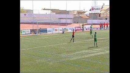 Jogador marca grande golo espanhola