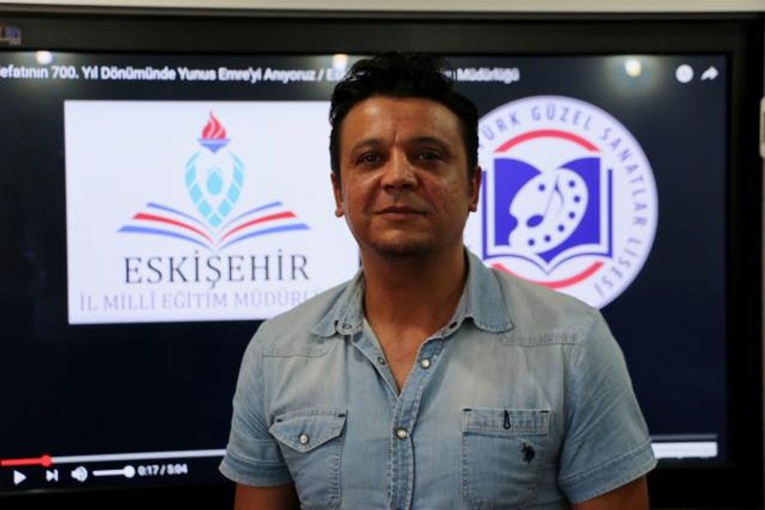 ESKİŞEHİR - Müzik öğretmenleri Yunus Emre için çalıp söyledi