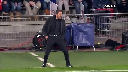 Simeone 'dança' ao sabor do jogo do Atlético de Madrid