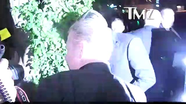 Leonardo DiCaprio recebe Óscar e depois... esqueceu-se dele