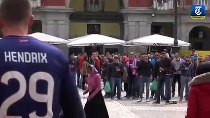 Adeptos PSV humilham mulheres