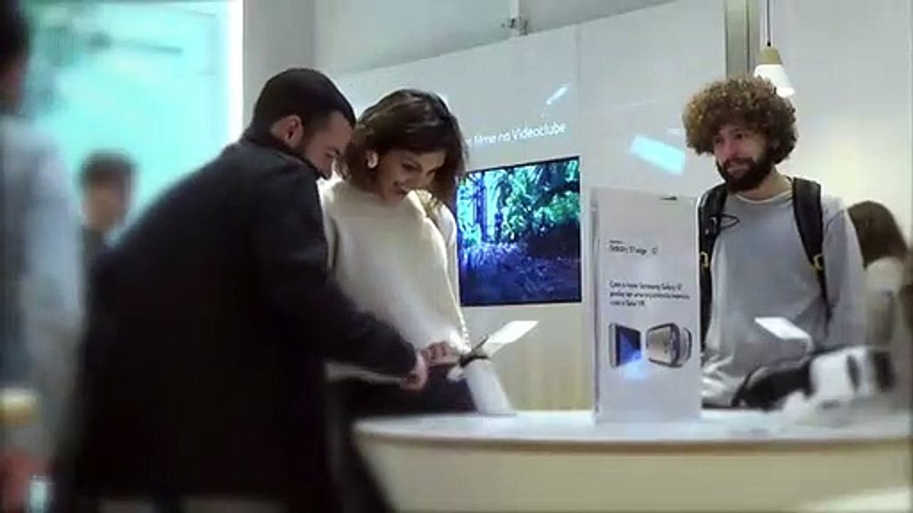 Clientes NOS surpreendidos com uma videochamada de Raminhos