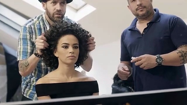 Ana Sofia Martins orgulhosa dos seus caracóis em campanha