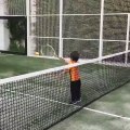 Vídeo: Piqué ensina filho a jogar ténis