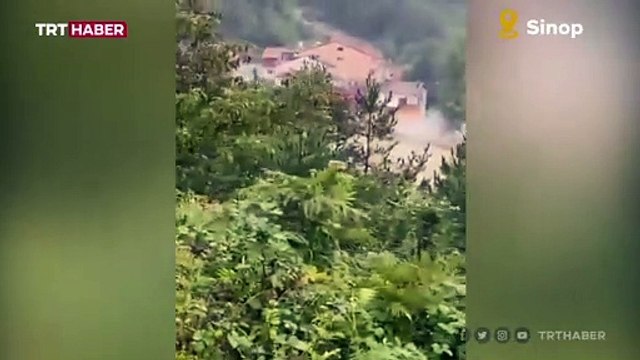 Sinop'ta etkili olan yağış, Ayancık ilçesini vurdu