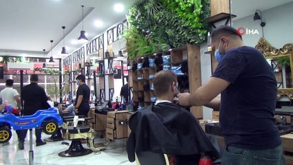 Bu kuaförde, 2 doz aşı olana cilt bakımı ücretsiz