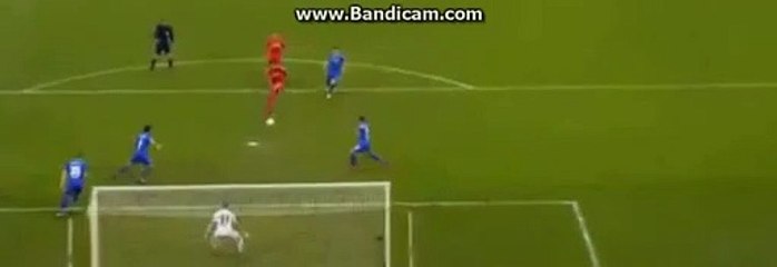 Hugo Almeida estreia-se no Hannover com autêntico 'míssil'