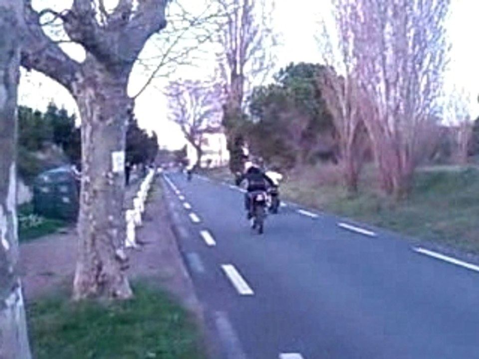 stuntro pro race vs beta pro race (lazer team)