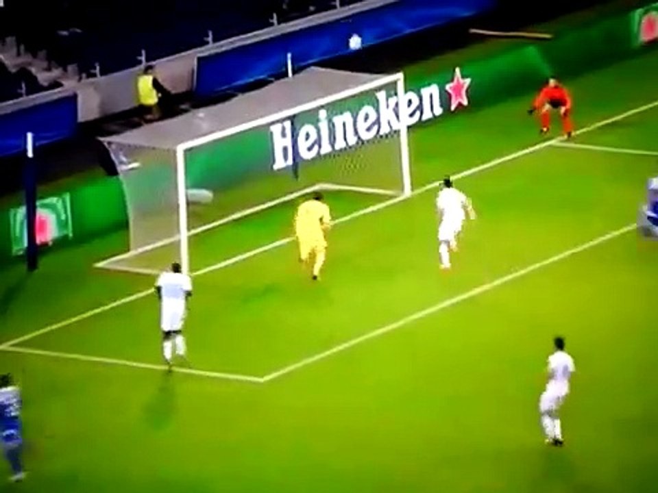 Frango de Casillas FC Porto Dínamo Kiev