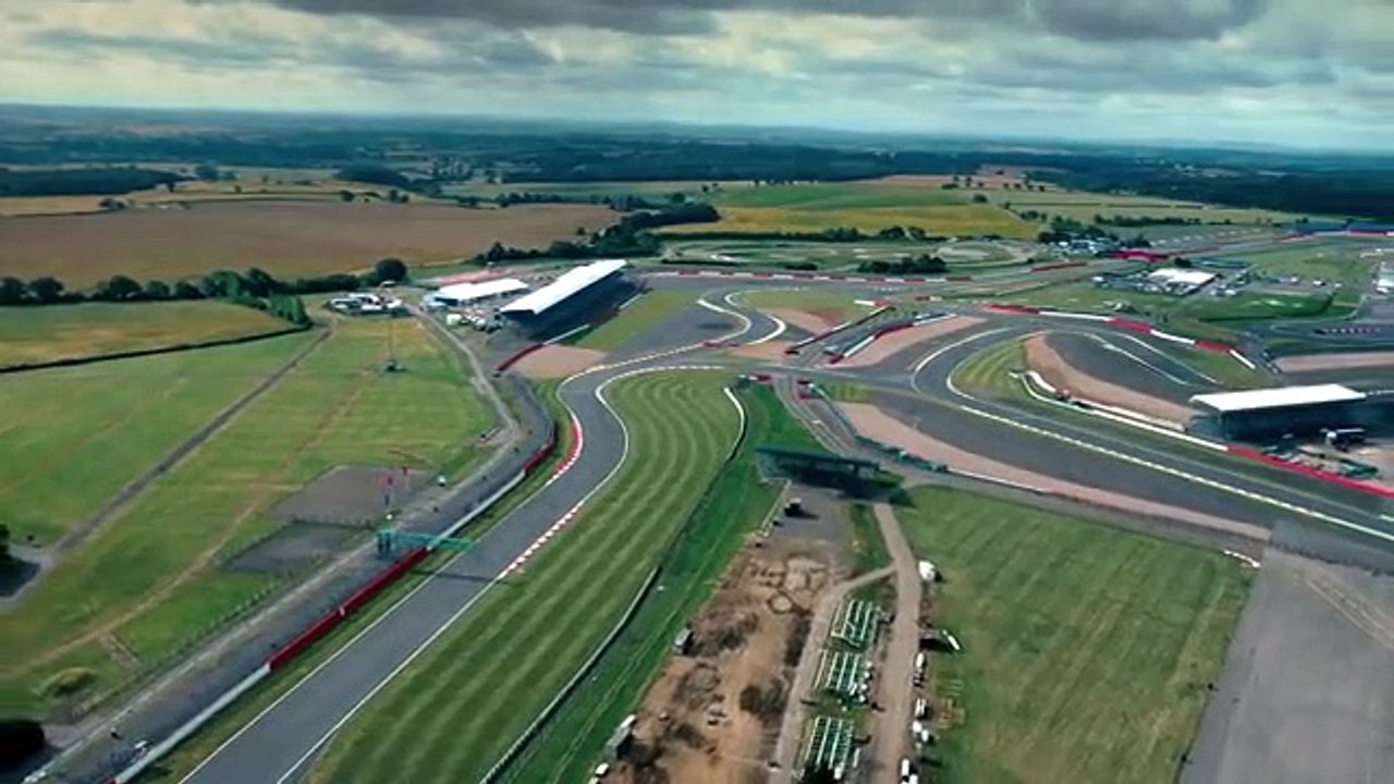 Jenson Button aceita desafio 240 challenge