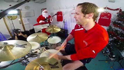 Petr Cech deseja um bom natal na sua bateria