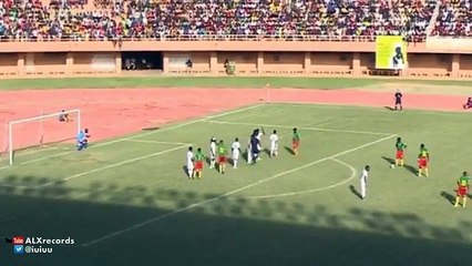 Aboubakar marca golaço ao Níger