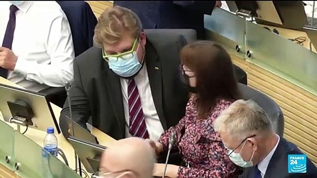 Lithuania to build fence on Belarus border to stop migrants